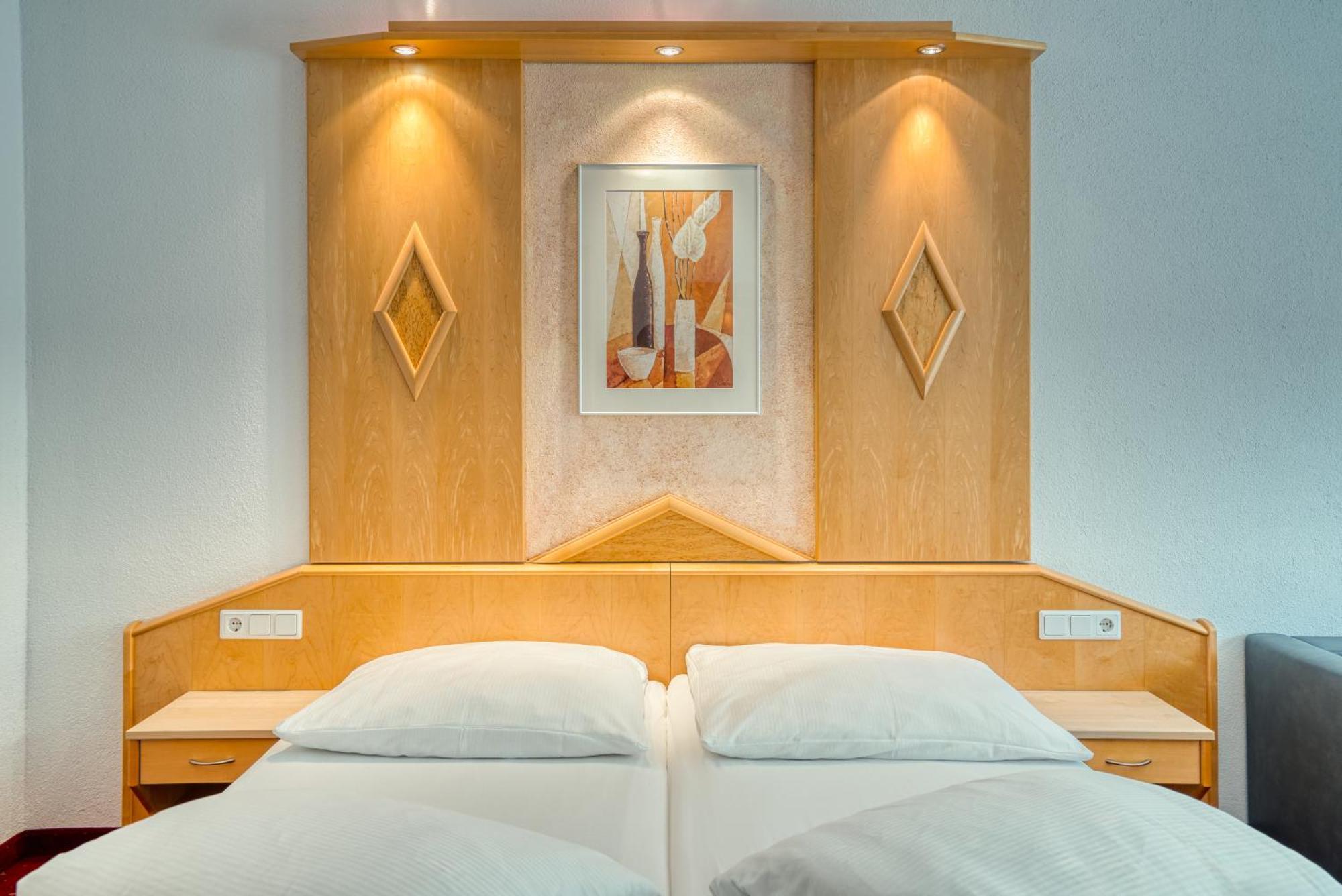 Hotel Alpen-Royal Jerzens Luaran gambar