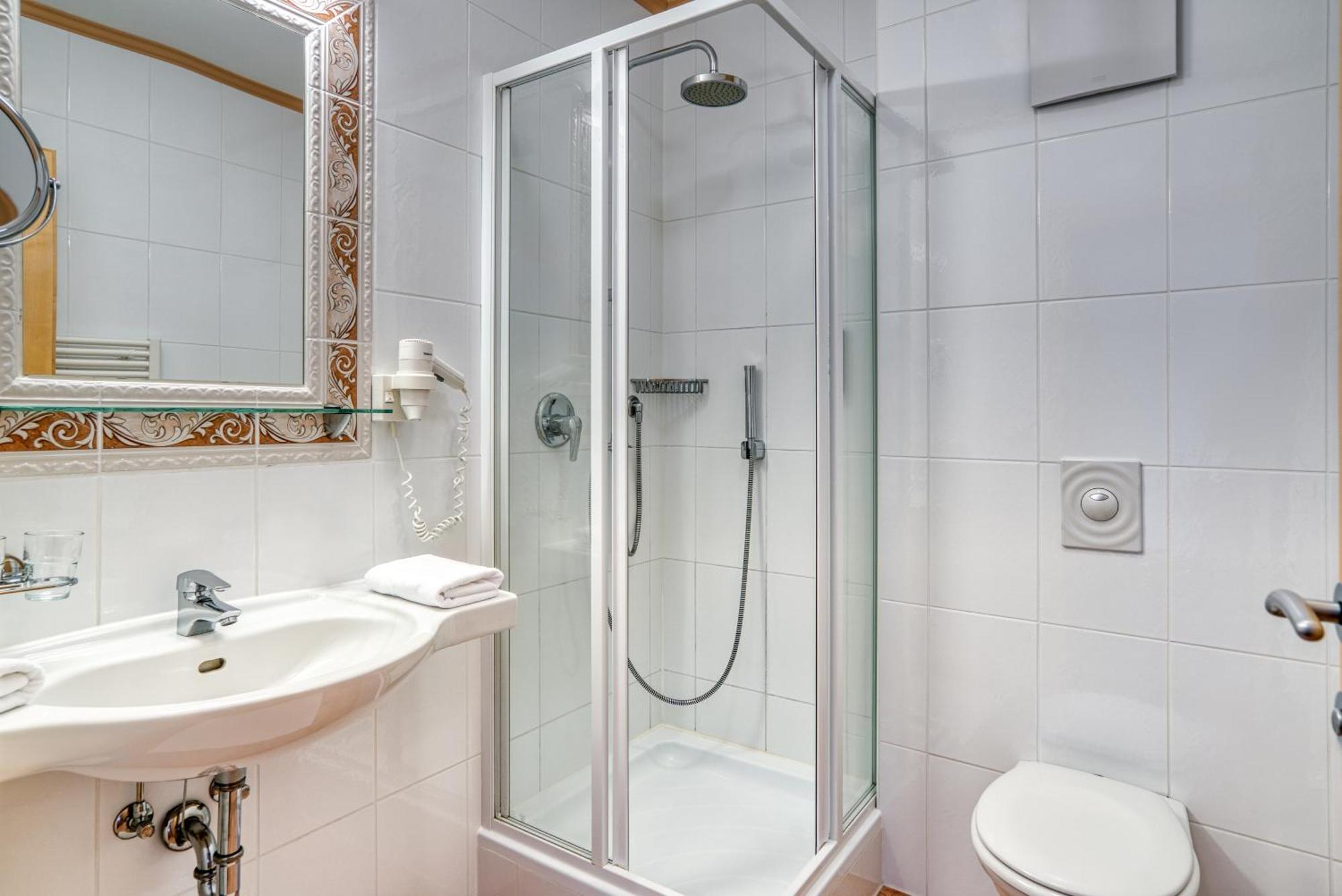 Hotel Alpen-Royal Jerzens Luaran gambar