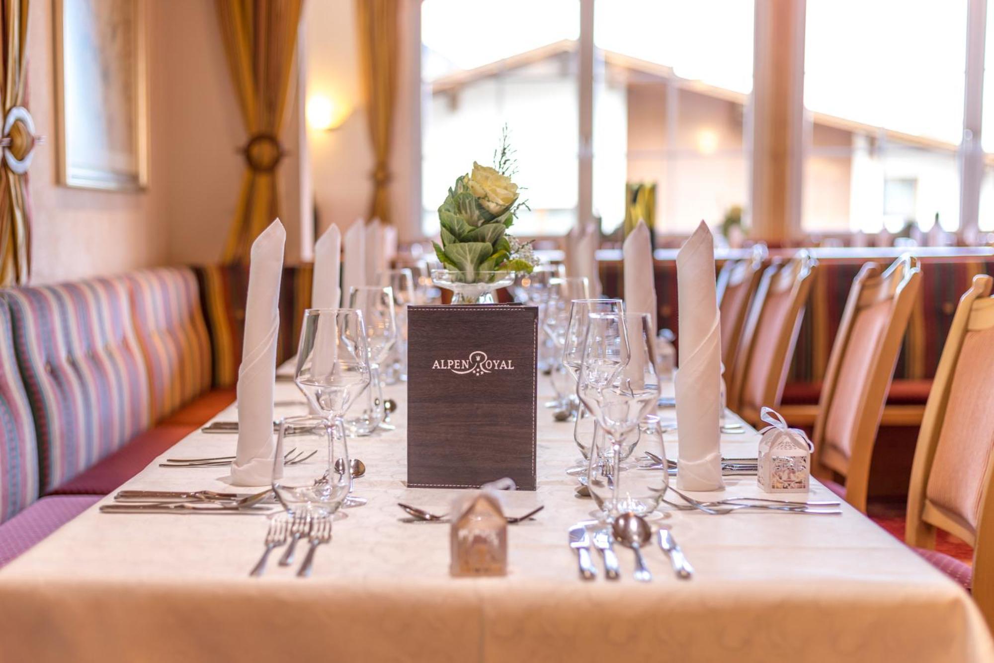 Hotel Alpen-Royal Jerzens Luaran gambar